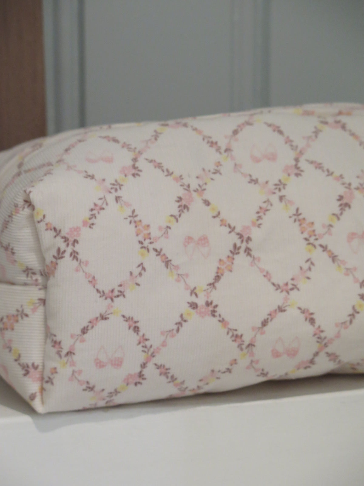 CREAM PINK BOW
