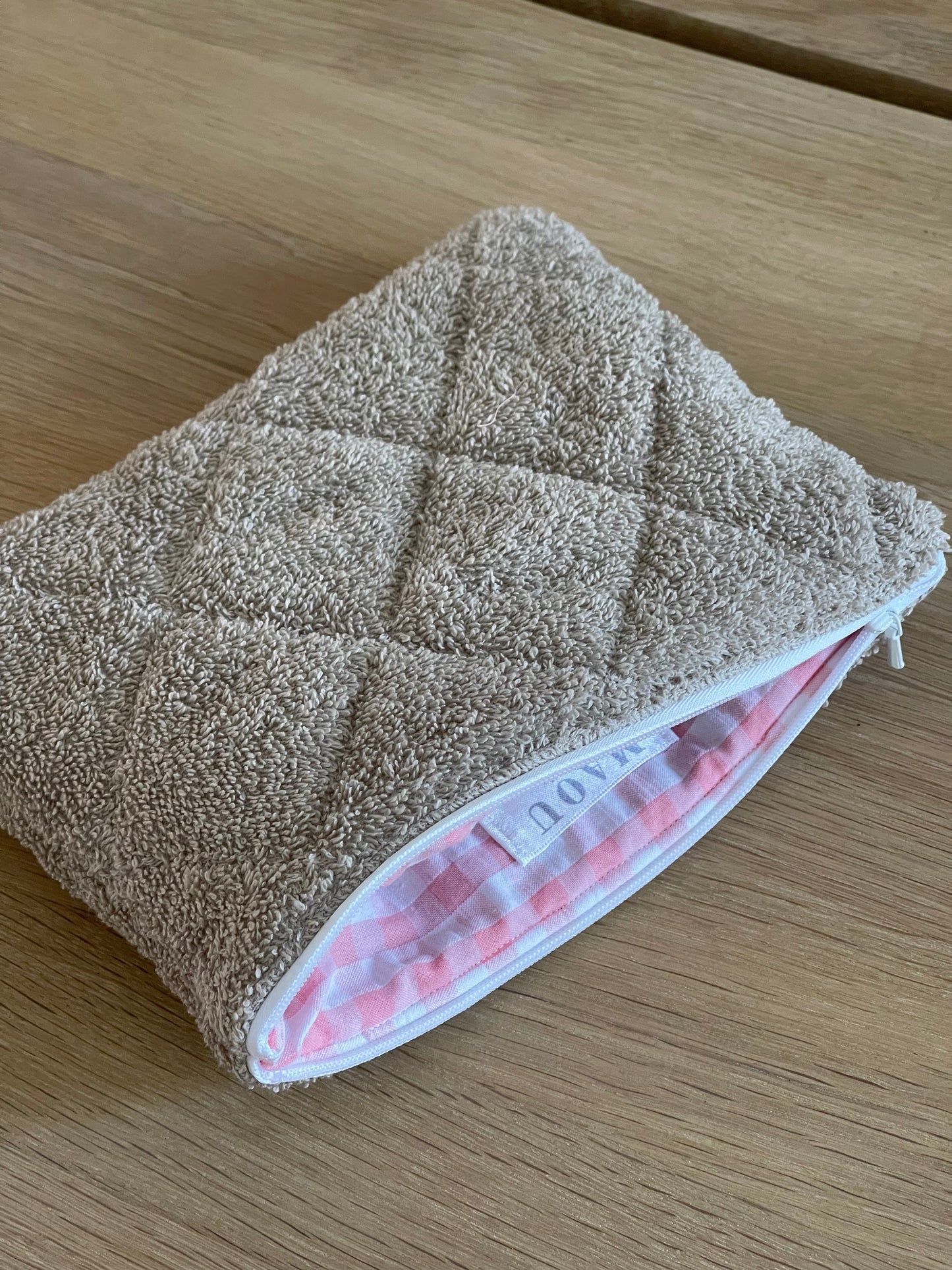 BEIGE TERRY POUCH