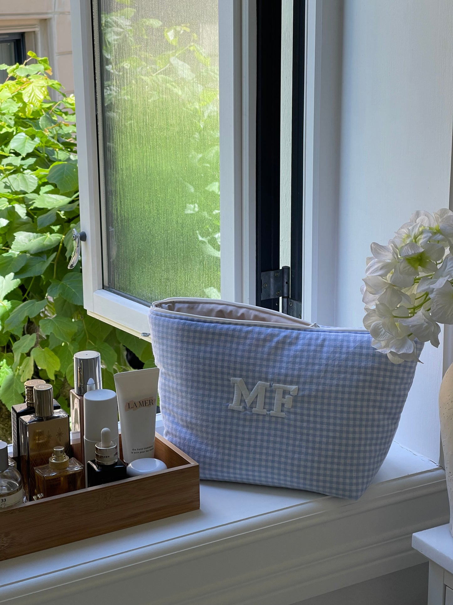 LIGHT BLUE GINGHAM TALL TRAVEL BAG