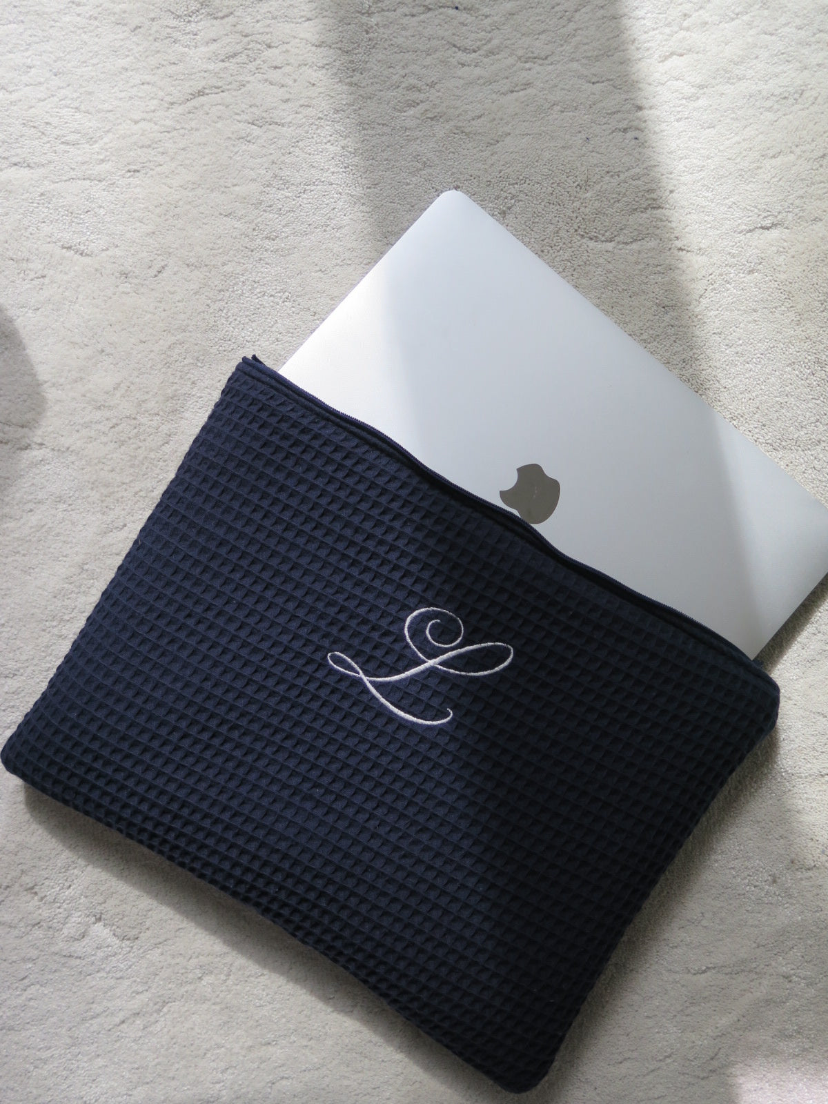WAFFLE LAPTOP CASE