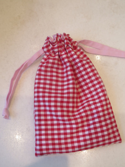 MAKEUP BRUSH BAG RED GINGHAM