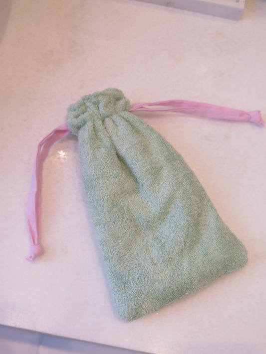 MAKEUP BRUSH GREEN TERRY