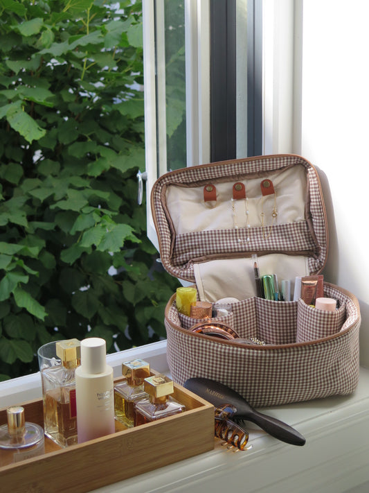 SIGN UP! ALL IN ONE VANITY BROWN GINGHAM