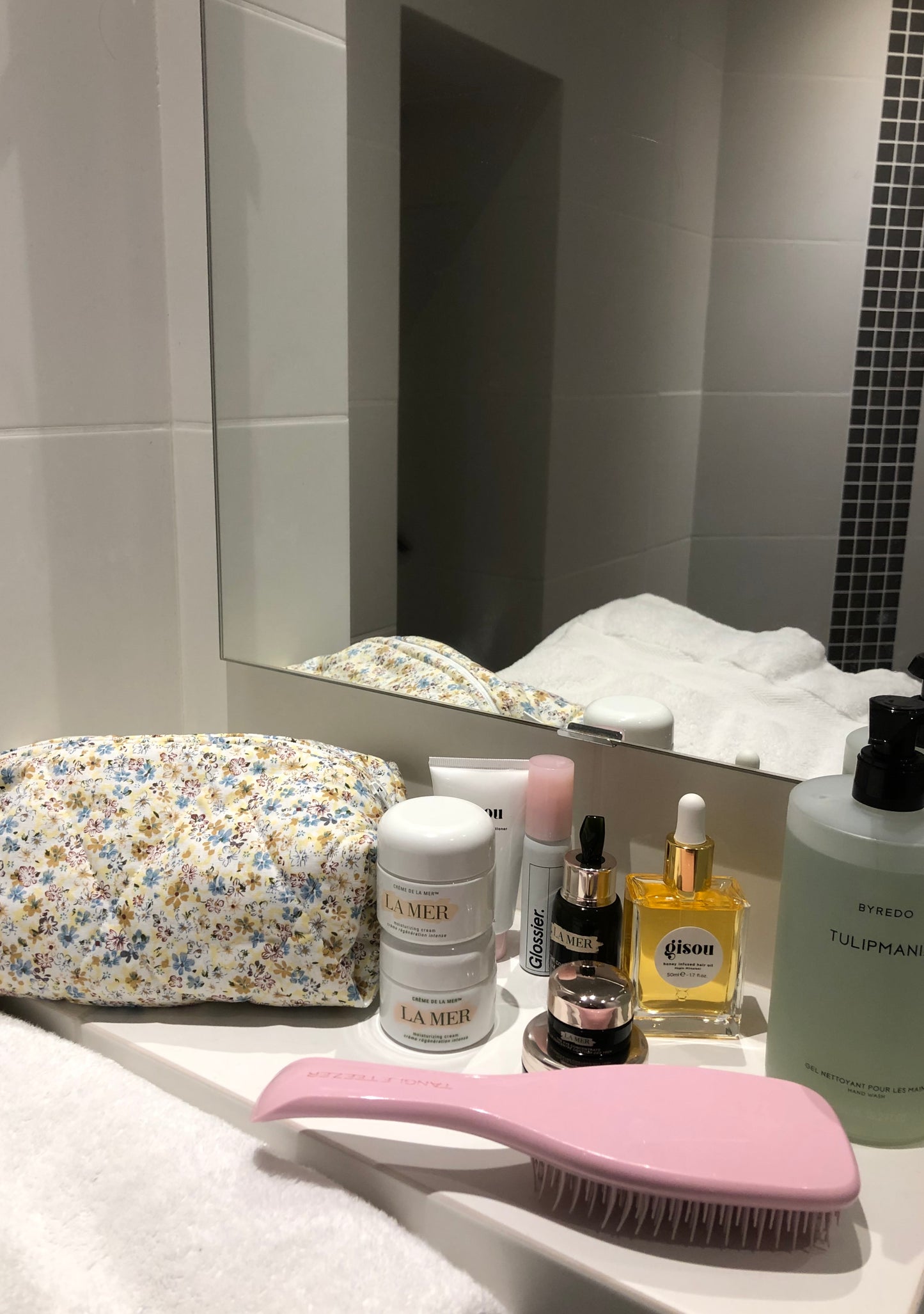 CREAM FLORAL