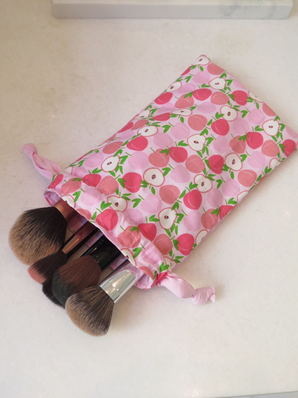 MAKEUP BRUSH BAG