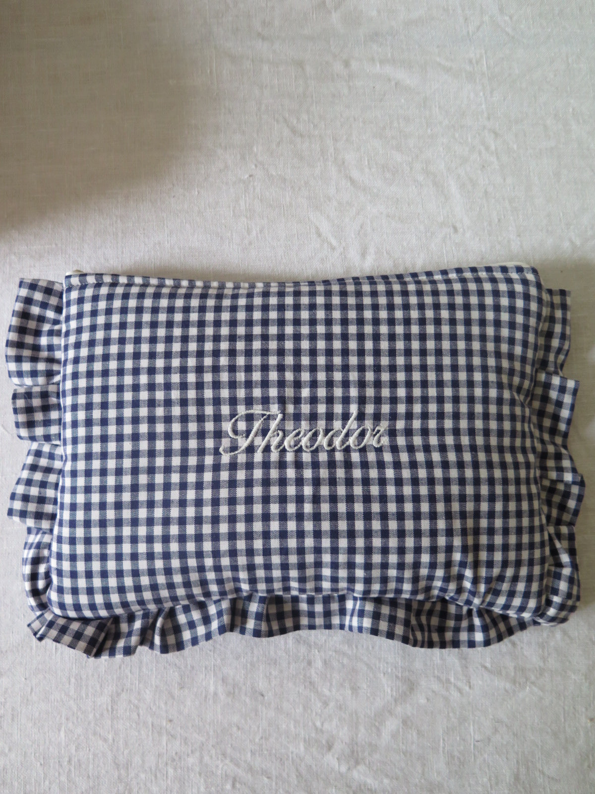 GINGAM RUFFLED POUCH