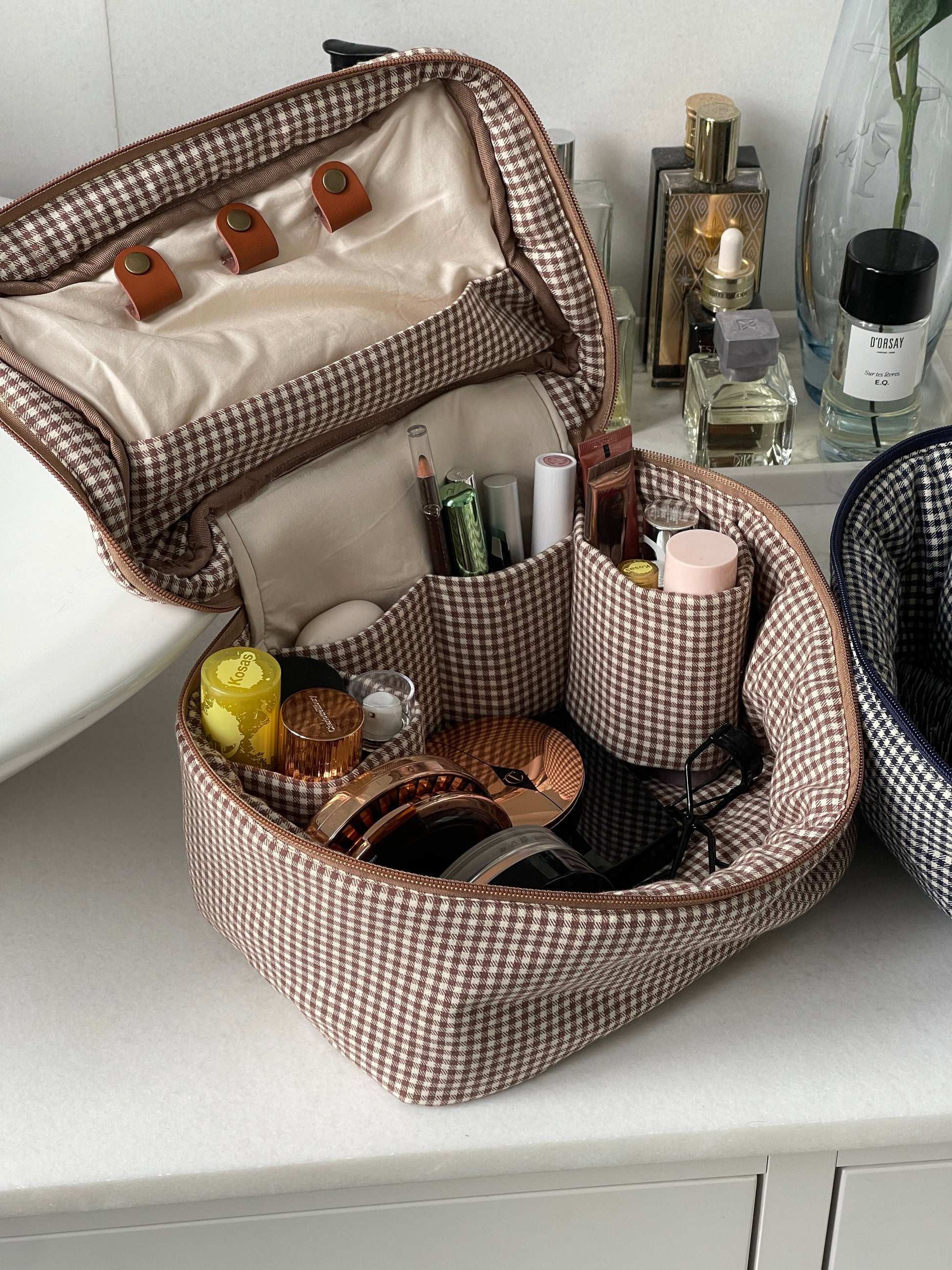 SIGN UP! ALL IN ONE VANITY BROWN GINGHAM