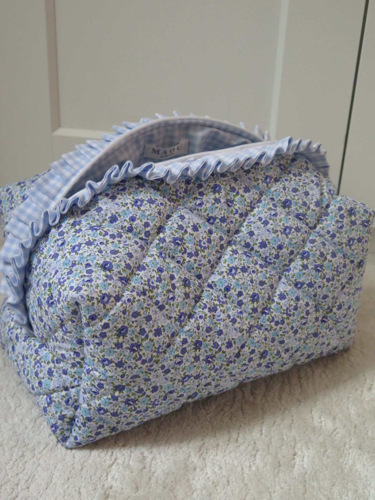 RUFFLED BAG BLUE FLORAL